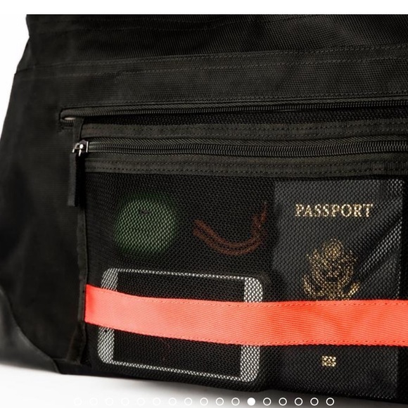 NEW Unisex Pakt One black bag - Picture 5 of 12